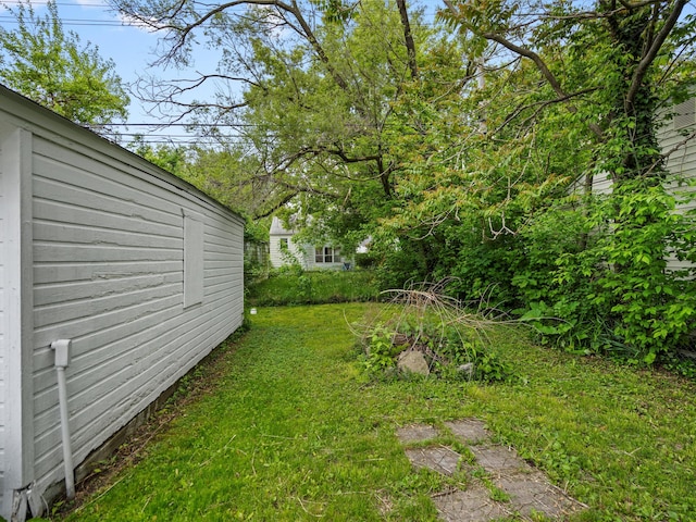 18914 Elkhart, Harper Woods, MI 48225 - view of grassy yard