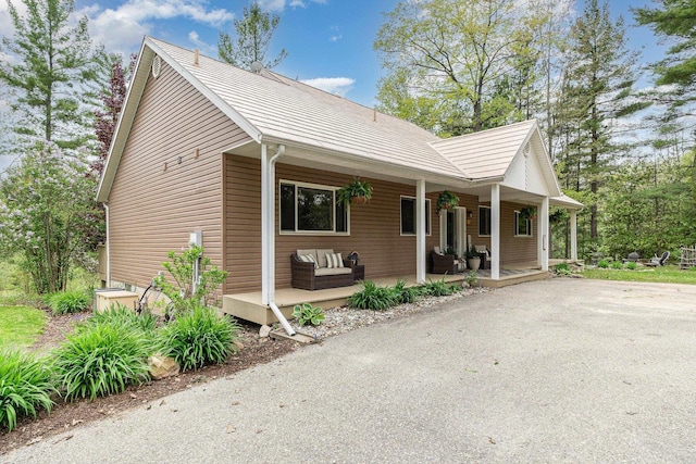 5511 Westside Dr, Alger, MI 48610 - view of front of home featuring a porch