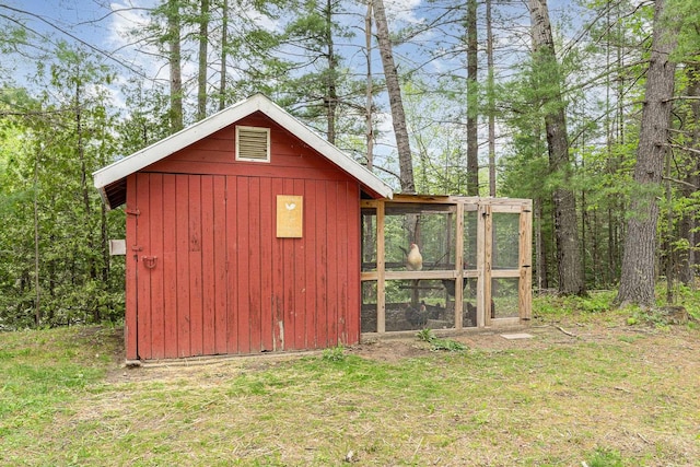 5511 Westside Dr, Alger, MI 48610 - view of poultry coop