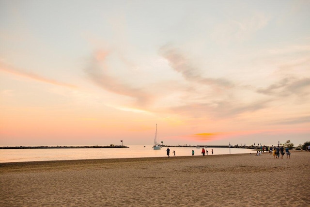 18855 Lonergan St, New Buffalo, MI 49117 - water view with local beach
