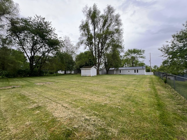 3820 Kaiser Rd, Tecumseh, MI 49286 - view of yard