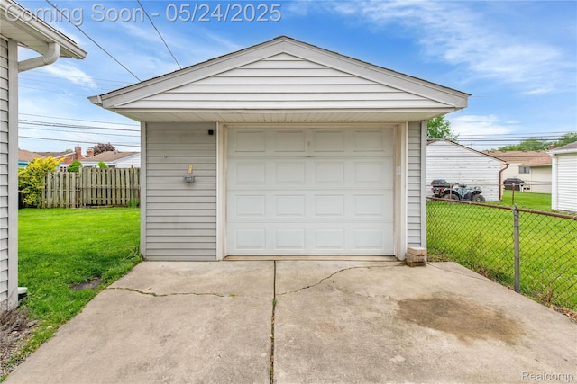 33117 Avondale St, Westland, MI 48186 - detached garage featuring driveway