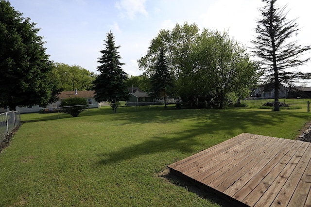 113 Davis Dr, Brooklyn, MI 49230 - view of yard with a deck