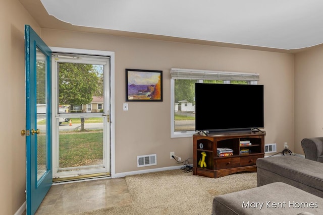 756 66th St SE, Grand Rapids, MI 49548 - living area with baseboards