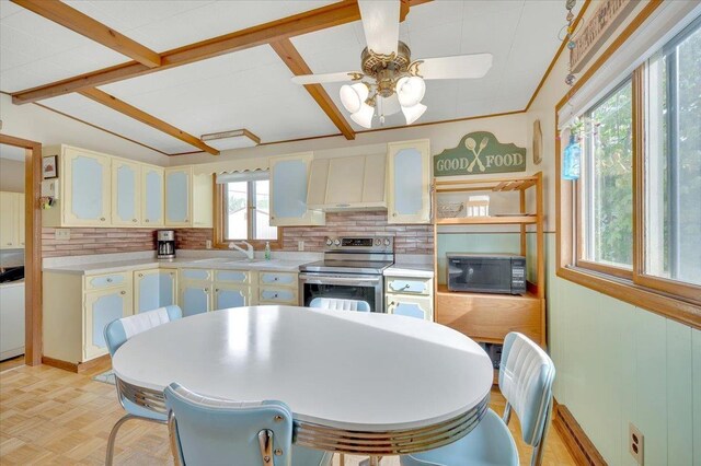 8657 Kokosing Rd, Hale, MI 48739