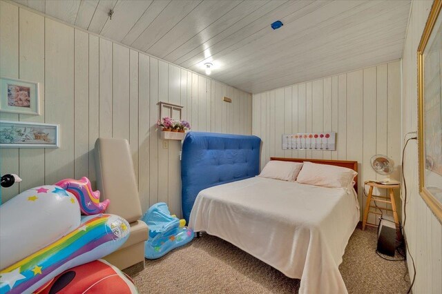 8657 Kokosing Rd, Hale, MI 48739