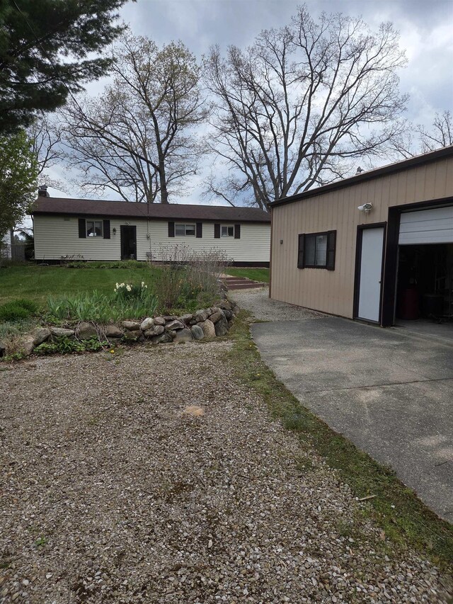 8657 Kokosing Rd, Hale, MI 48739