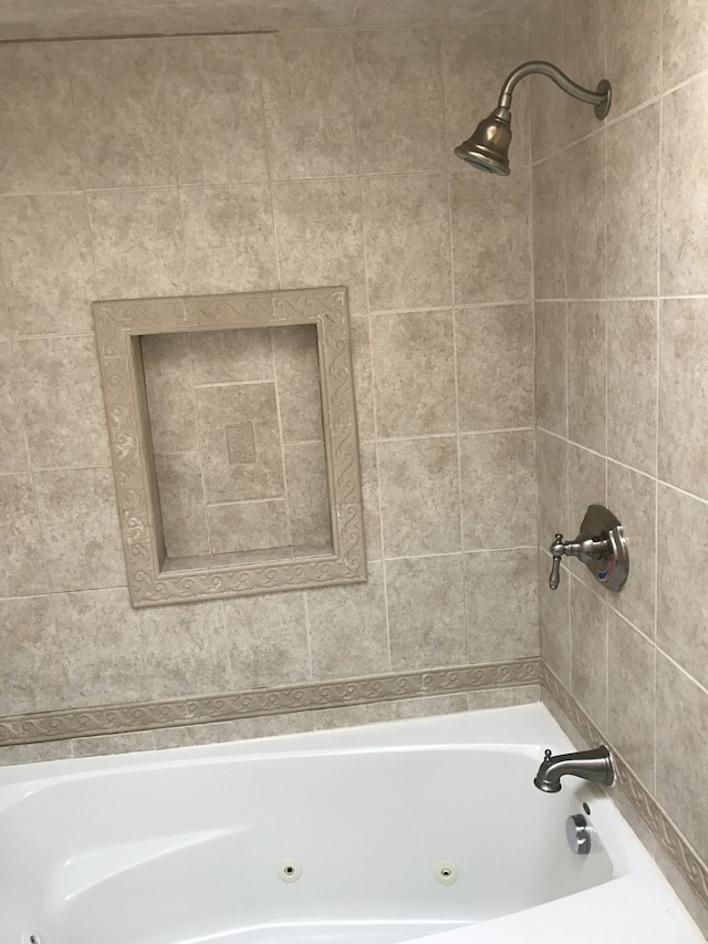4139 Yorba Linda Blvd, Royal Oak, MI 48073 - view of bathroom