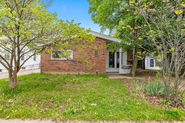 80 E Mahan Ave, Hazel Park, MI 48030 - view of front of property featuring brick siding