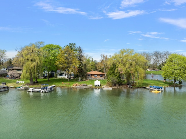 6351 Alden Dr, West Bloomfield, MI 48324 - water view