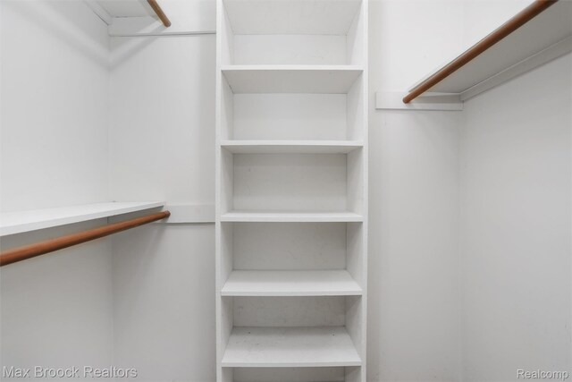 5844 Independence Ln, West Bloomfield, MI 48322 - view of spacious closet