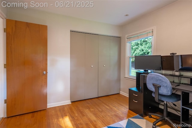 31894 Merton Dr, Farmington Hills, MI 48334 - photo 17
