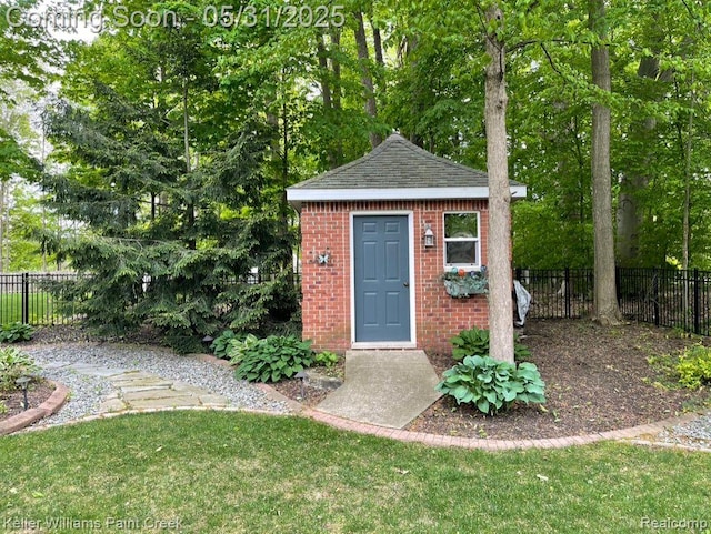 8241 Fountain View Dr, Flushing, MI 48433 - view of outbuilding