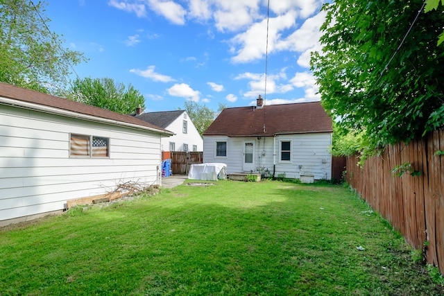 24690 Annapolis St, Dearborn Heights, MI 48125 - view of back of house