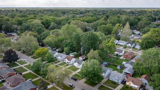 24690 Annapolis St, Dearborn Heights, MI 48125 - aerial overview of property's location featuring nearby suburban area and a heavily wooded area