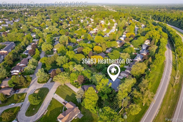 36963 Heatherton Dr, Farmington, MI 48335 - aerial view of residential area featuring a forest