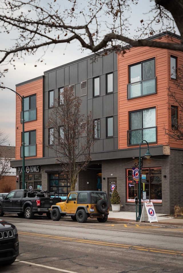 222 E State St, Traverse City, MI 49684 - view of building exterior