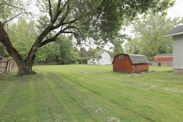 10432 W Wilson Rd, Montrose, MI 48457 - view of yard