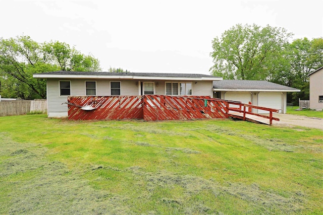10432 W Wilson Rd, Montrose, MI 48457 - view of front facade with a garage