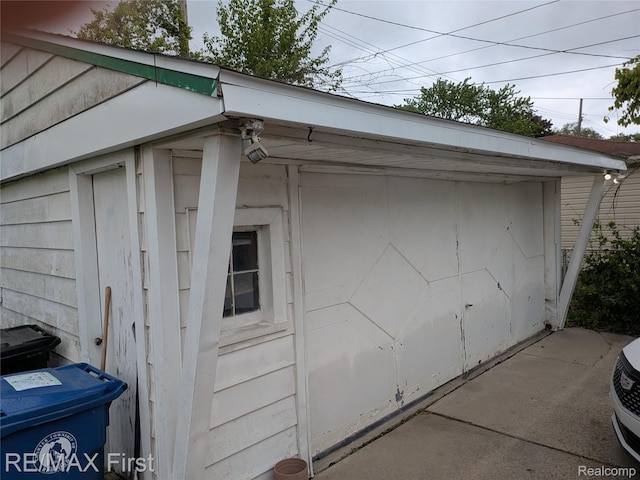 26914 Glendale, Redford, MI 48239 - view of garage