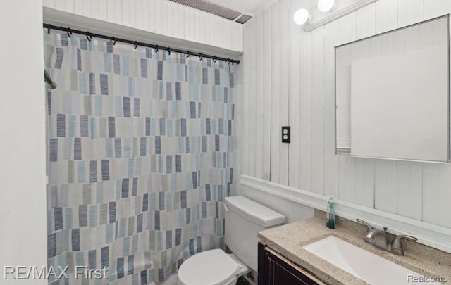 26914 Glendale, Redford, MI 48239 - full bath featuring vanity, toilet, and curtained shower