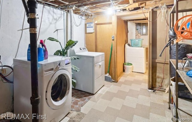 26914 Glendale, Redford, MI 48239 - laundry area featuring independent washer and dryer and tile patterned floors