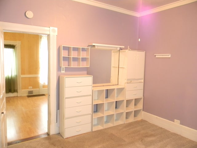 306 N Rowe St, Ludington, MI 49431 - view of closet