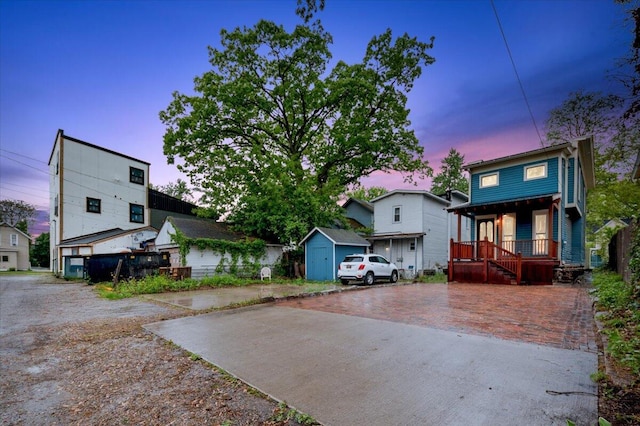 152 National Ave SW, Grand Rapids, MI 49504 - view of front facade with covered porch