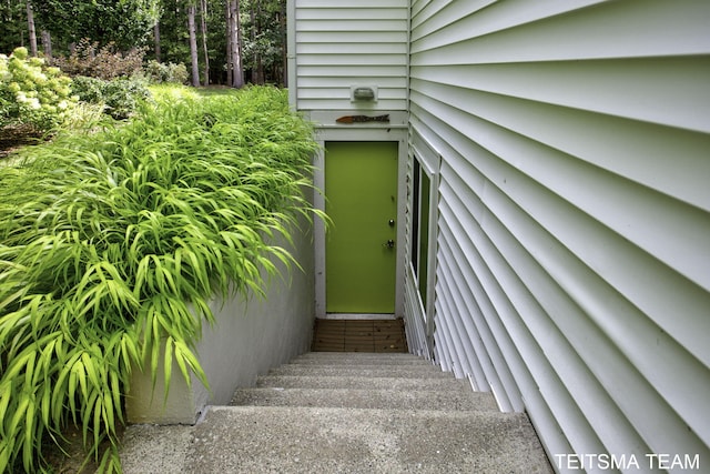 12993 144th Ave, Grand Haven, MI 49417 - view of stairs