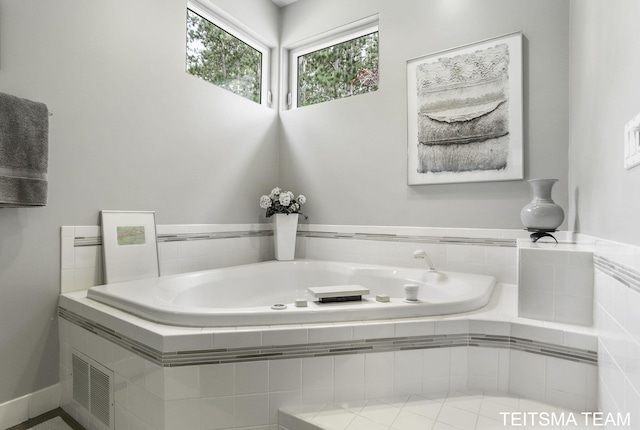 12993 144th Ave, Grand Haven, MI 49417 - bathroom featuring a garden tub