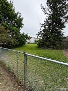 18598 Henry St, Melvindale, MI 48122 - view of yard