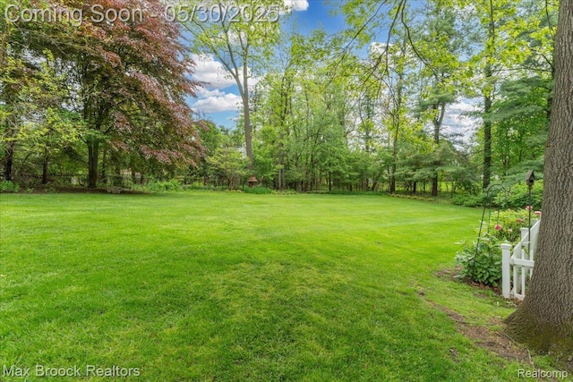 27160 Scenic, Franklin, MI 48025 - view of yard