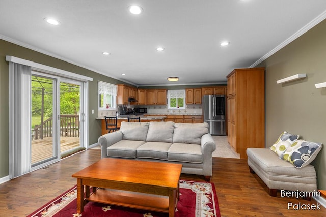 5826 W 124th St, Grant, MI 49327 - living area featuring ornamental molding, recessed lighting, light wood-style floors, and baseboards