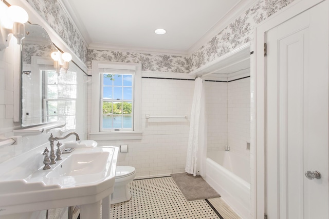 18957 N Fruitport Rd, Spring Lake, MI 49456 - bathroom featuring crown molding, toilet, wallpapered walls, tile patterned floors, and shower / tub combo with curtain