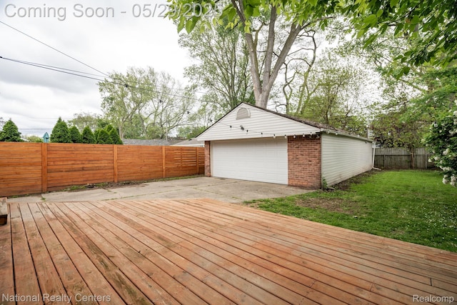 3027 Ferris Ave, Royal Oak, MI 48073 - wooden terrace featuring an outdoor structure and a garage