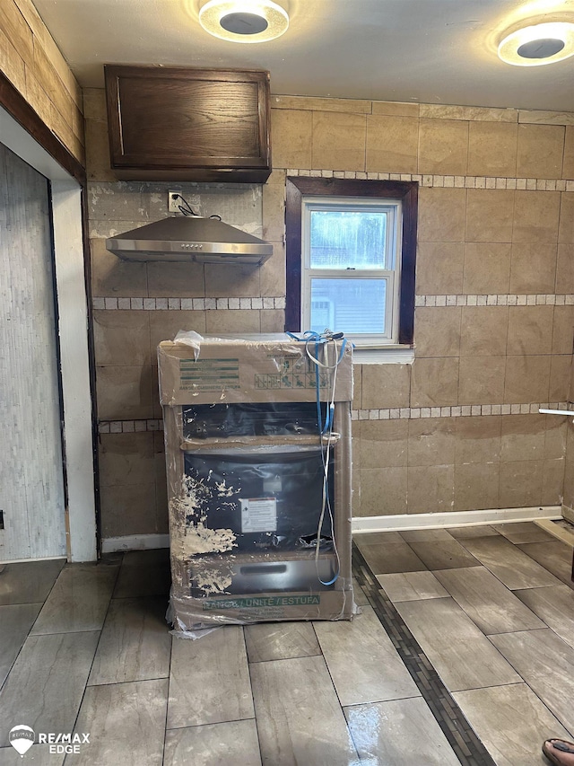 4033 Leith St, Burton, MI 48509 - detailed view