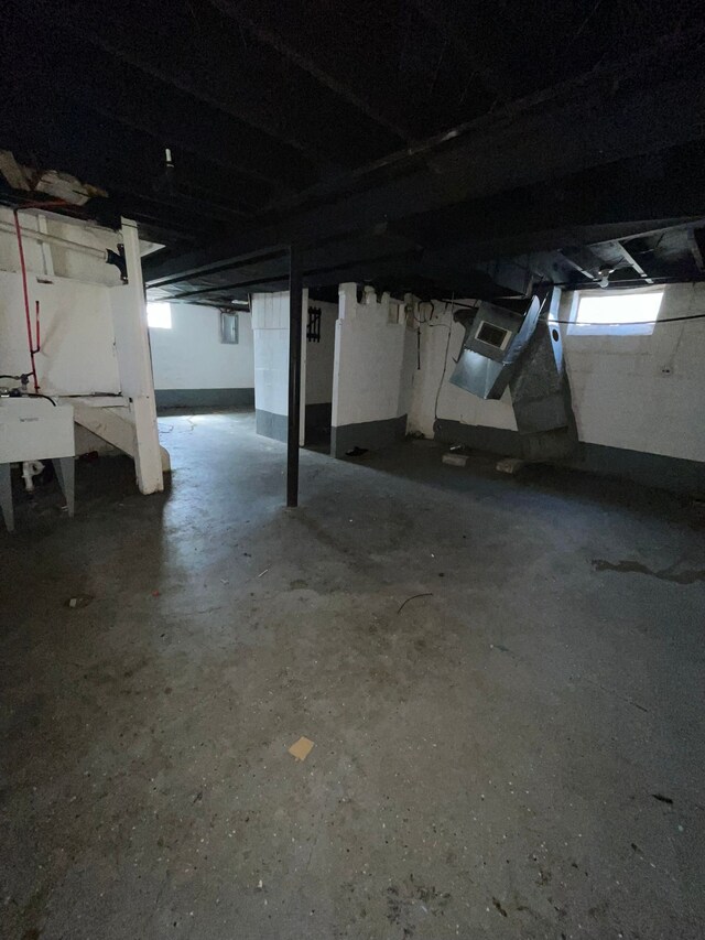 16500 Eastburn St, Detroit, MI 48205 - below grade area with a sink