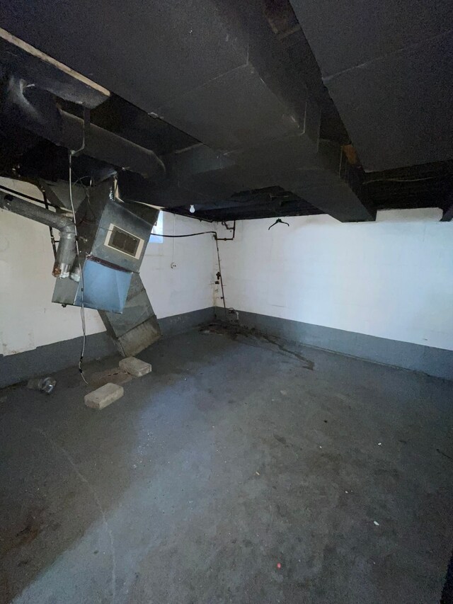 16500 Eastburn St, Detroit, MI 48205 - view of unfinished basement