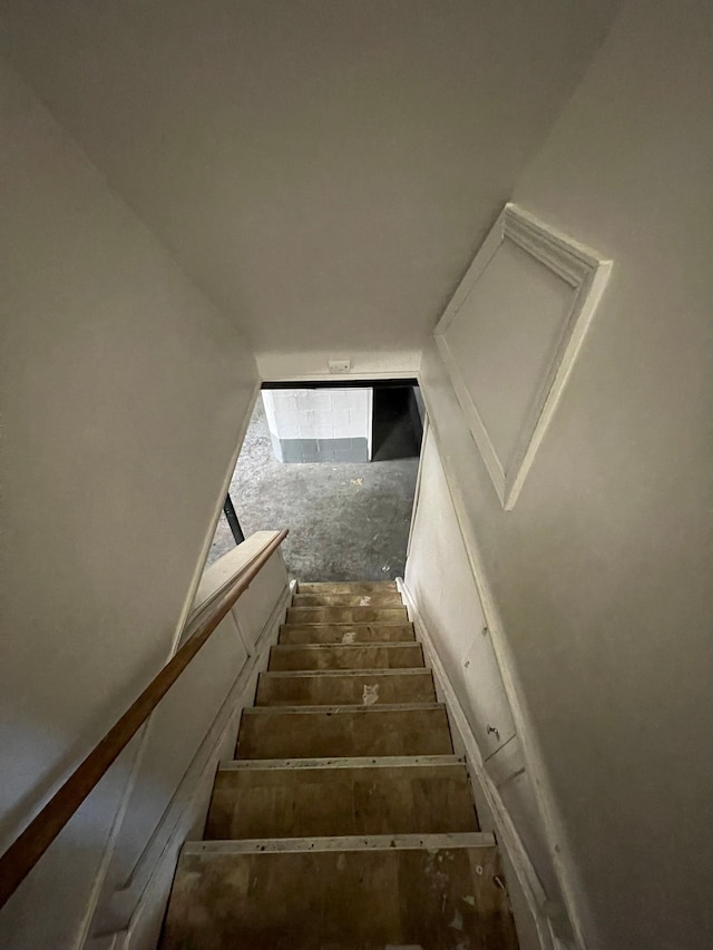 16500 Eastburn St, Detroit, MI 48205 - view of stairs