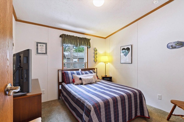 1797 Lawrence Dr, Bitely, MI 49309 - carpeted bedroom with crown molding, a textured ceiling, and vaulted ceiling