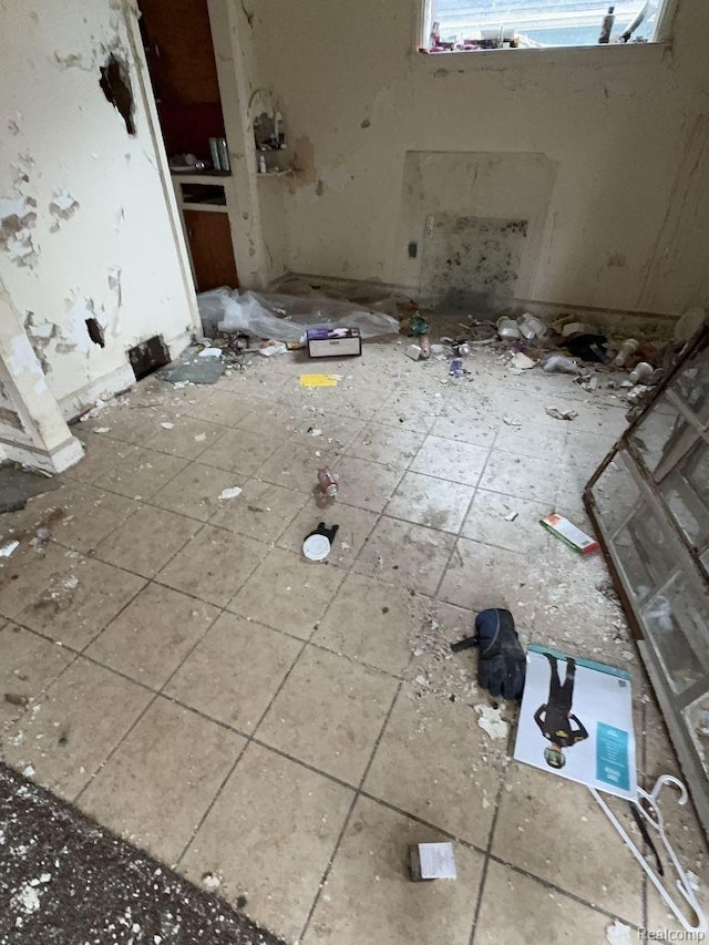 14632 Dolphin St, Detroit, MI 48223 - view of empty room