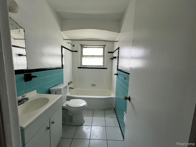 12688 Memorial St, Detroit, MI 48227 - photo 5