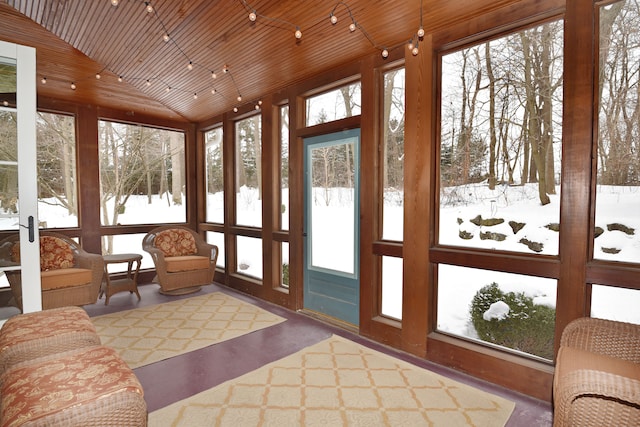 59 Scenic Oaks Dr S, Bloomfield Hills, MI 48304 - sunroom / solarium featuring wood ceiling, wood finished floors, and vaulted ceiling