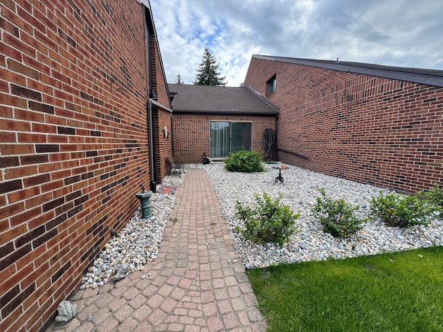 3 Colony Ln, Dearborn, MI 48120 - view of side of property with brick siding