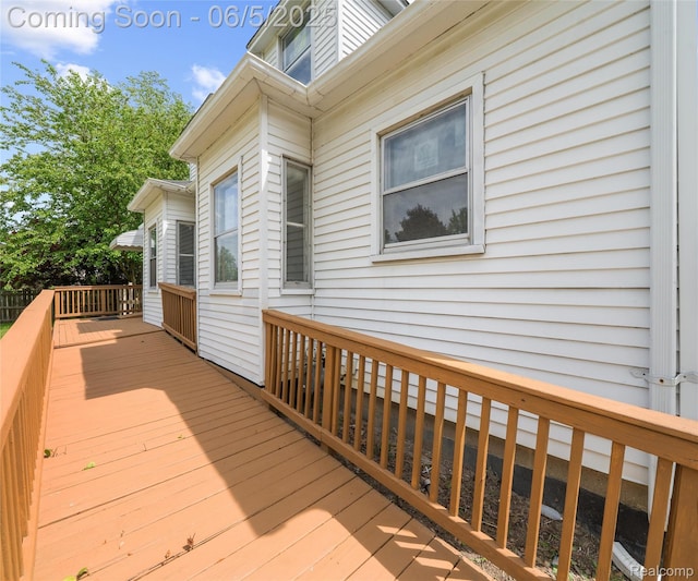 31777 Hennepin St, Garden City, MI 48135 - view of wooden terrace
