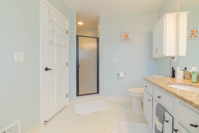 14607 Stratford, Shelby Twp, MI 48315 - full bath featuring baseboards, a shower stall, vanity, toilet, and recessed lighting