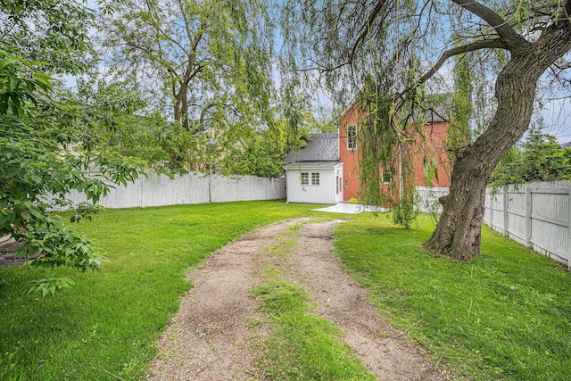 201 Page St NE, Grand Rapids, MI 49505 - view of yard