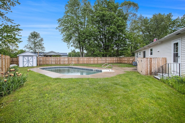 1246 Chalmers Dr, Battle Creek, MI 49015 - view of yard
