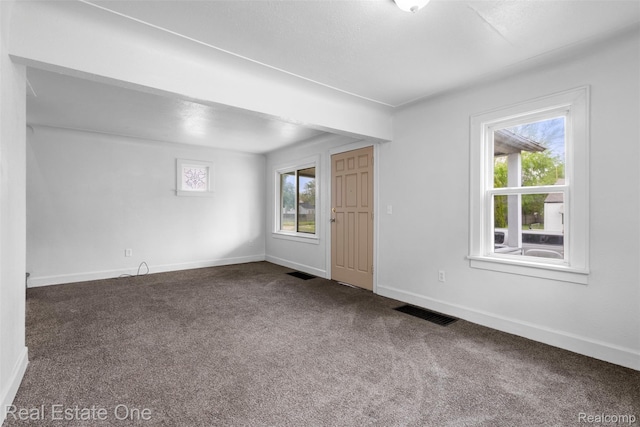 8492 Meadow Ave, Warren, MI 48089 - spare room with carpet and baseboards