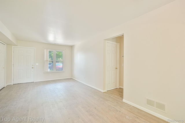 1676 Clemens Cir, Rochester Hills, MI 48307 - unfurnished room featuring light wood finished floors and baseboards